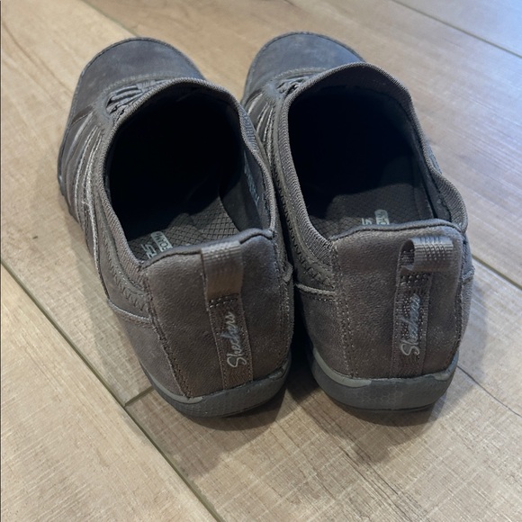 Skechers women's brown grey Slip-On Sneakers size 7 - Picture 5 of 5